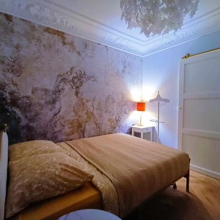 Au Petit Trianon Bleu Apartment Versailles Exterior foto